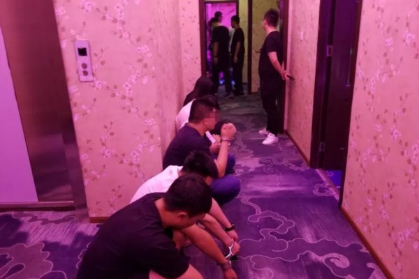 在家就能瘦！揭秘最有效的原地减肥运动！(在家原地运动可以减肥吗)